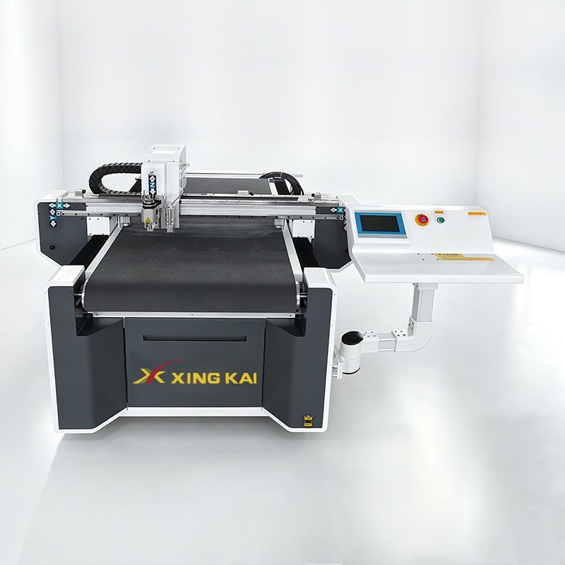 7010 自动送料 5 - Cortadora de tela no tejida XK7010 Cortadora de cuchilla vibratoria CNC automática 7010 自动送料 5