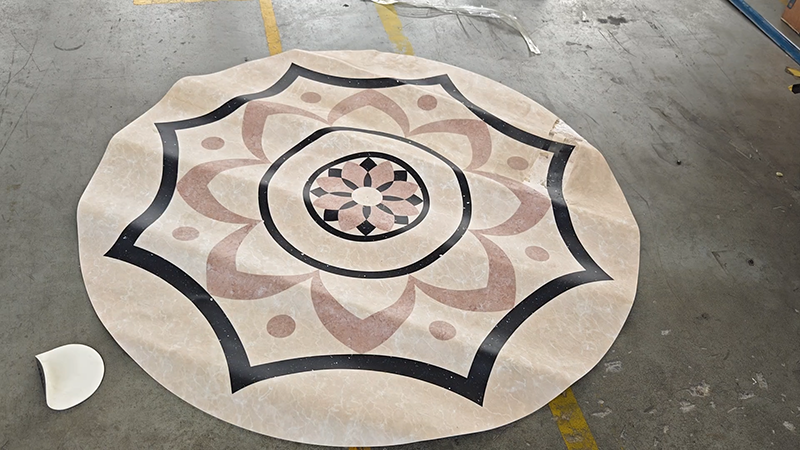 Artificial Leather Carpet —— 人造革地毯2 - Cortadora automática de fieltro con cuchilla oscilante CNC XK-1625 Artificial Leather Carpet —— 人造革地毯2